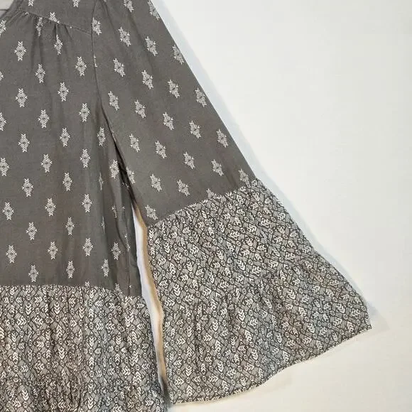 Mudd Women's Boho Top. Size Medium. Green And Cream Color. - Picture 5 of 10